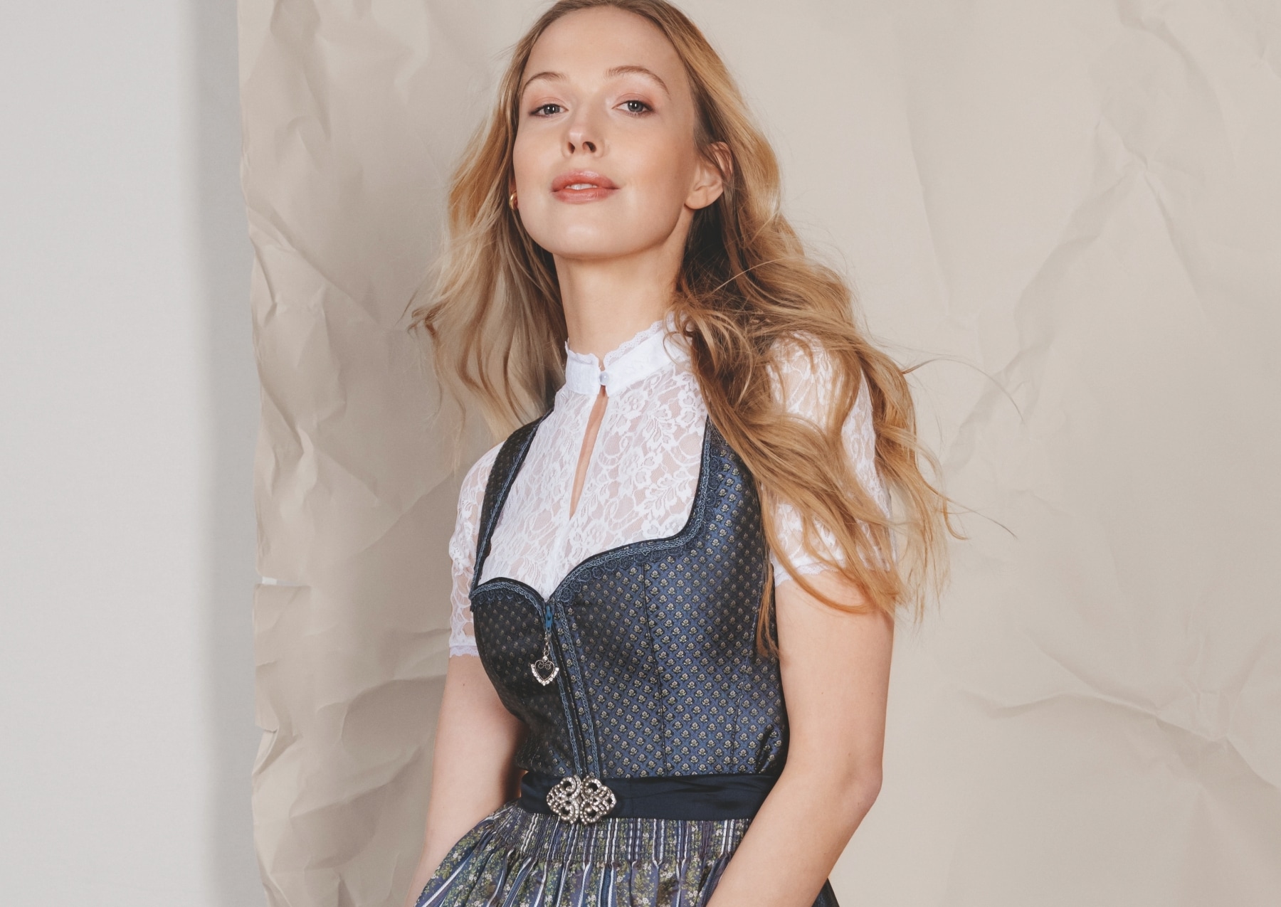 Dirndl Geschäft -Dirndl Geschäft 77