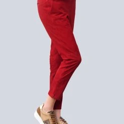 Alba Moda Lederhose In Rot -Dirndl Geschäft alba moda lederhose in rot 2 scaled