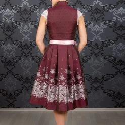 Edelnice Midi Dirndl 2-teilig Stella In Bordeaux 7 Edelnice Midi Dirndl 2-teilig Stella In Bordeaux -Dirndl Geschäft edelnice midi dirndl 2 teilig stella in bordeaux 2