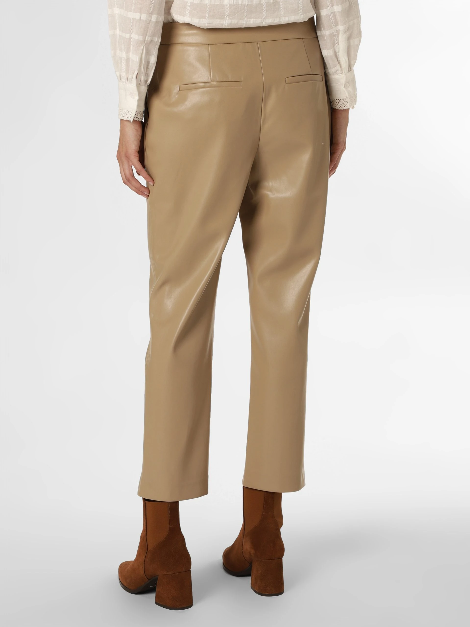 Ipuri Hose In Taupe 4 Ipuri Hose In Taupe – Bild 2