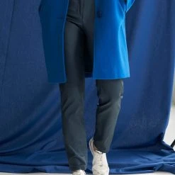 MONA Hose In Rauchblau -Dirndl Geschäft mona hose in rauchblau 3 scaled