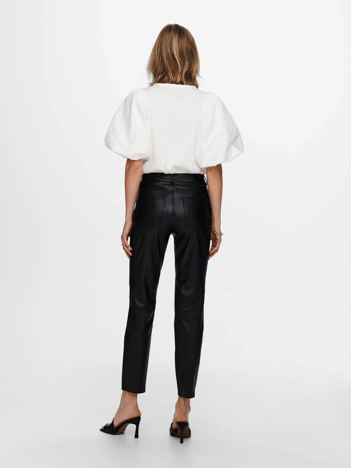 ONLY High WaistPU Kunstleder Hose Stretch Pants Beschichtet ONLEMILY In Schwarz 5 ONLY High WaistPU Kunstleder Hose Stretch Pants Beschichtet ONLEMILY In Schwarz – Bild 3