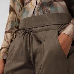RAFFAELLO ROSSI Hose In Schlamm 8 RAFFAELLO ROSSI Hose In Schlamm -Dirndl Geschäft raffaello rossi hose in schlamm 2 scaled