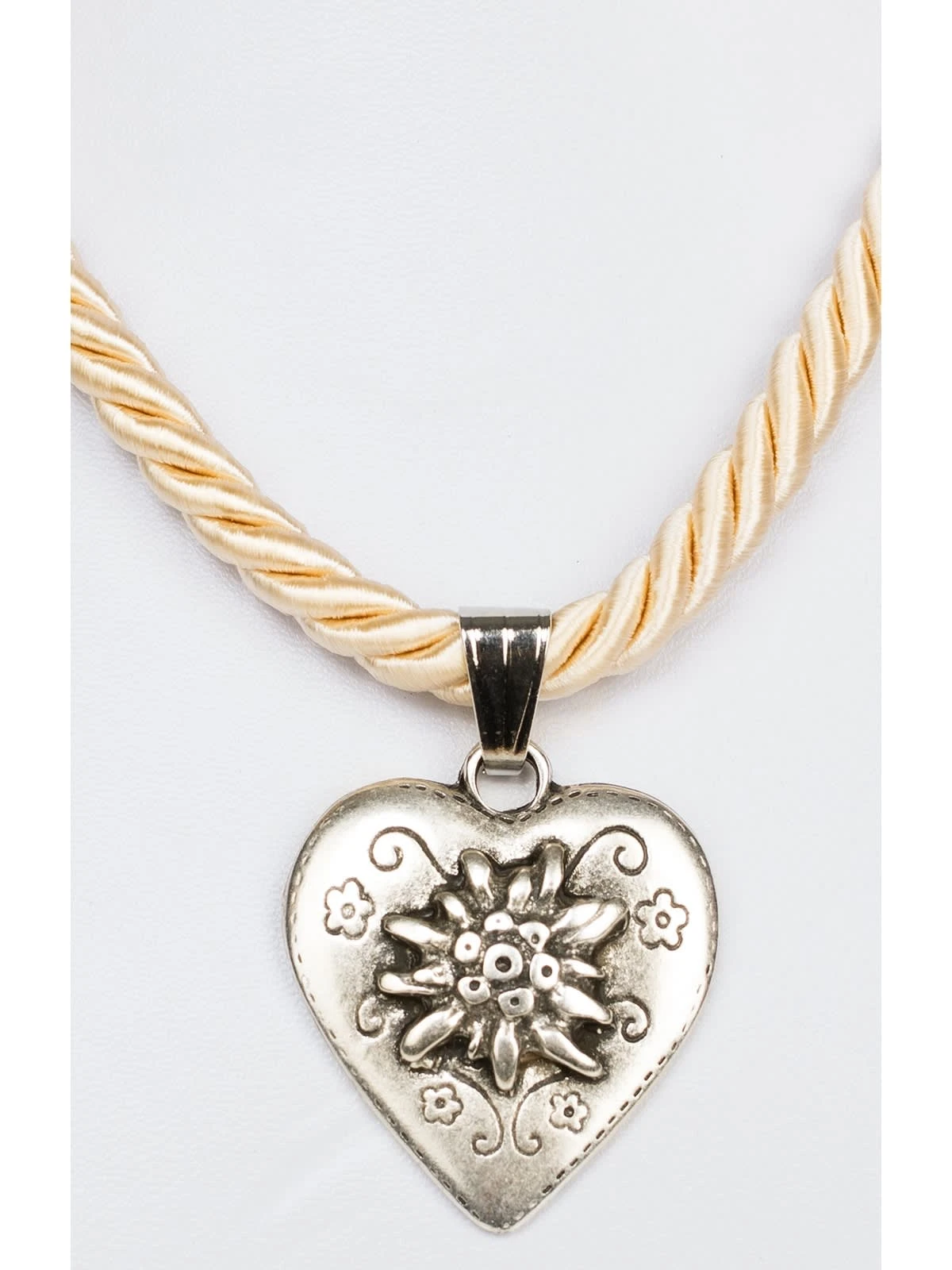 Schuhmacher Halskette K100 Kordel Herz Mit Edelweiss, Beige 4 Schuhmacher Halskette K100 Kordel Herz Mit Edelweiss, Beige – Bild 2