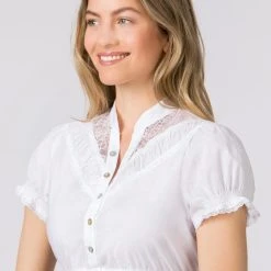 Stockerpoint Bluse "4020" In Weiss -Dirndl Geschäft stockerpoint bluse 4020 in weiss 3 scaled