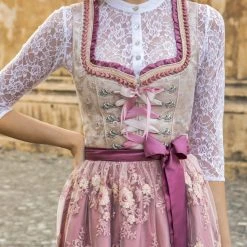 Stockerpoint Bluse "5070" In Weiss 11 Stockerpoint Bluse "5070" In Weiss -Dirndl Geschäft stockerpoint bluse 5070 in weiss 4 scaled