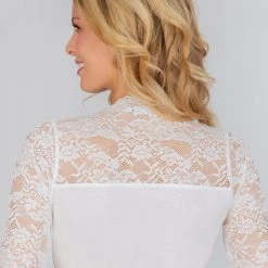 Stockerpoint Bluse "Alaya" In Creme -Dirndl Geschäft stockerpoint bluse alaya in creme 2 scaled