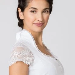 Stockerpoint Bluse "B-8058" In Weiss -Dirndl Geschäft stockerpoint bluse b 8058 in weiss 3 scaled
