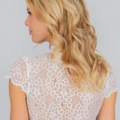 Stockerpoint Bluse "Daisy" In Creme 9 Stockerpoint Bluse "Daisy" In Creme -Dirndl Geschäft stockerpoint bluse daisy in creme 2 scaled