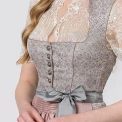 Stockerpoint Bluse "Esmeralda" In Creme 9 Stockerpoint Bluse "Esmeralda" In Creme -Dirndl Geschäft stockerpoint bluse esmeralda in creme 3 scaled