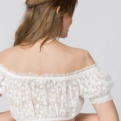 Stockerpoint Bluse "Katya" In Creme -Dirndl Geschäft stockerpoint bluse katya in creme 2 scaled