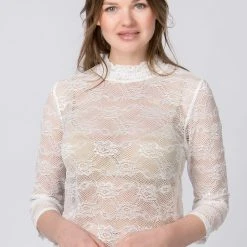 Stockerpoint Bluse "Molly" In Creme -Dirndl Geschäft stockerpoint bluse molly in creme 1 scaled