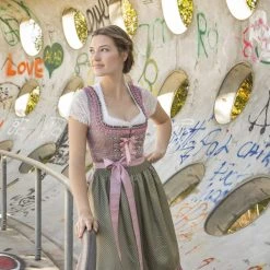 Stockerpoint Dirndlblue "B-3033" In Weiss -Dirndl Geschäft stockerpoint dirndlblue b 3033 in weiss 5 scaled