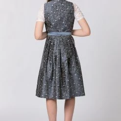 Stockerpoint Langes Dirndl "Kalea" In Blau 10 Stockerpoint Langes Dirndl "Kalea" In Blau -Dirndl Geschäft stockerpoint langes dirndl kalea in blau 2 scaled