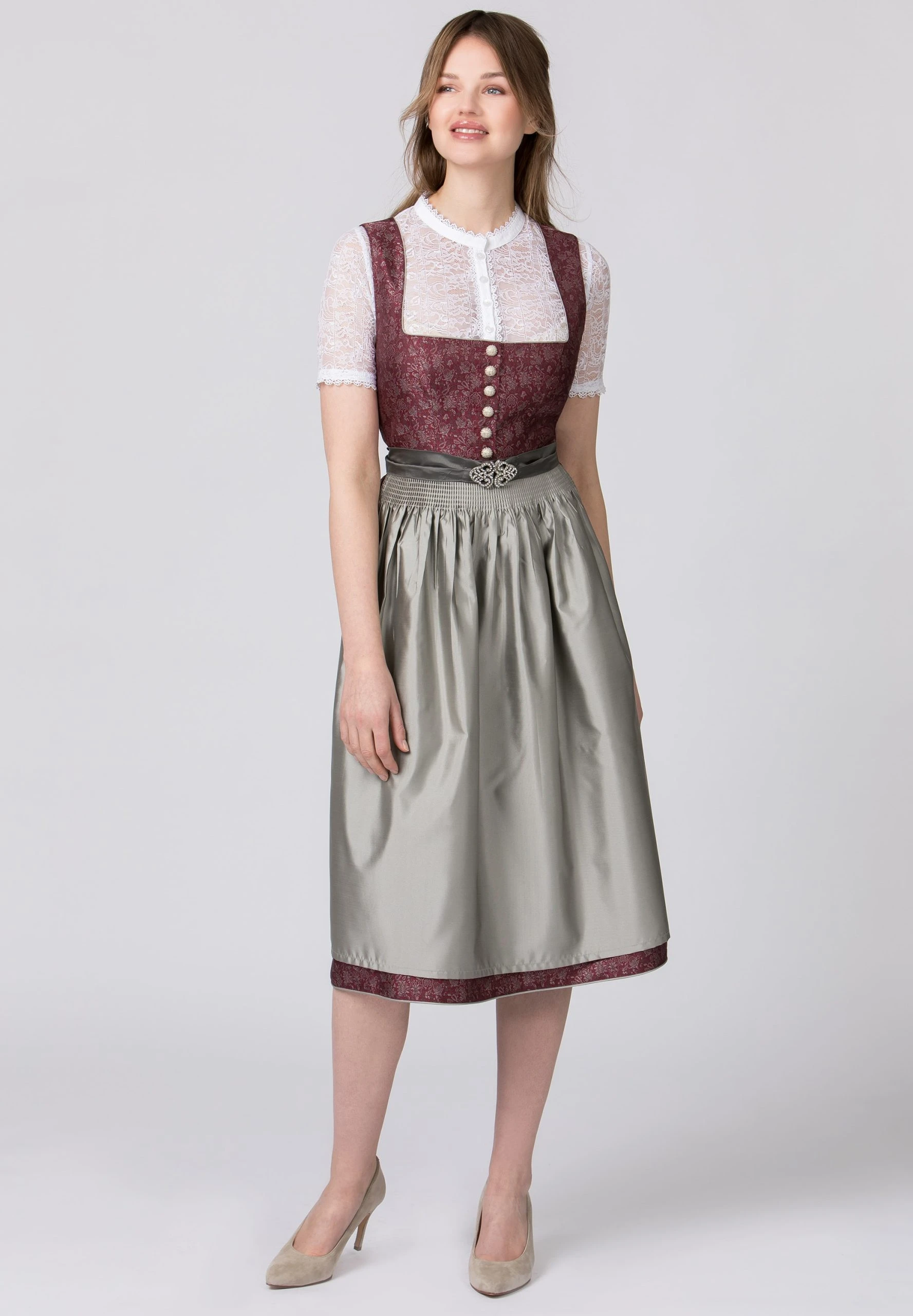 Stockerpoint Langes Dirndl "Leonora" In Bordeaux 4 Stockerpoint Langes Dirndl "Leonora" In Bordeaux – Bild 2