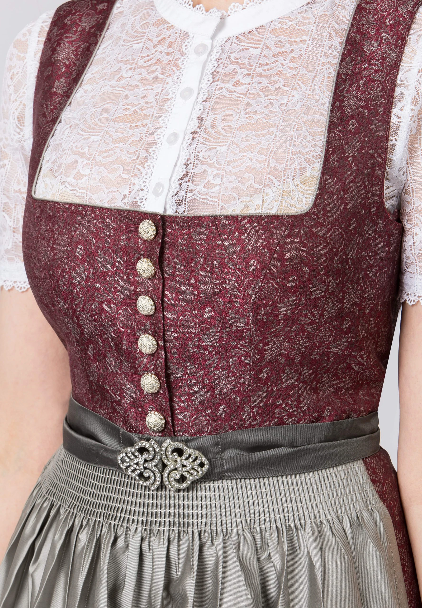 Stockerpoint Langes Dirndl "Leonora" In Bordeaux 8 Stockerpoint Langes Dirndl "Leonora" In Bordeaux – Bild 6
