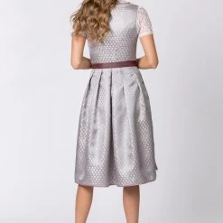 Stockerpoint Langes Dirndl "Lia" In Silber -Dirndl Geschäft stockerpoint langes dirndl lia in silber 2 scaled