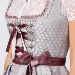 Stockerpoint Langes Dirndl "Lia" In Silber -Dirndl Geschäft stockerpoint langes dirndl lia in silber 5 scaled