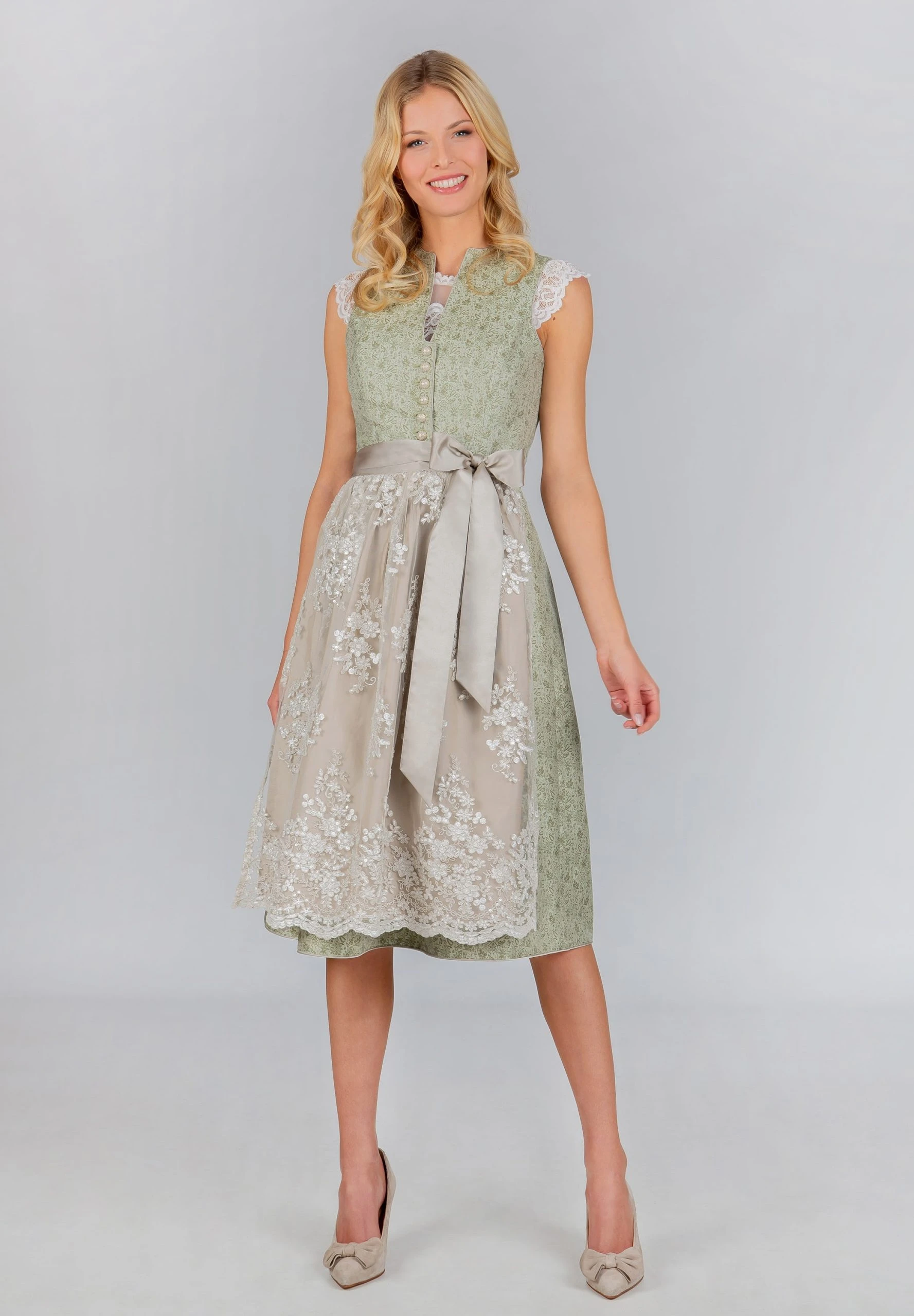 Stockerpoint Langes Dirndl "Serafina" In Grün 4 Stockerpoint Langes Dirndl "Serafina" In Grün – Bild 2
