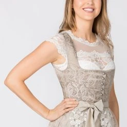 Stockerpoint Langes Dirndl "Sidonia" In Creme -Dirndl Geschäft stockerpoint langes dirndl sidonia in creme 4 scaled