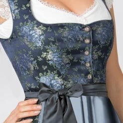 Stockerpoint Langes Dirndl "Willow" In Blau 14 Stockerpoint Langes Dirndl "Willow" In Blau -Dirndl Geschäft stockerpoint langes dirndl willow in blau 5 scaled