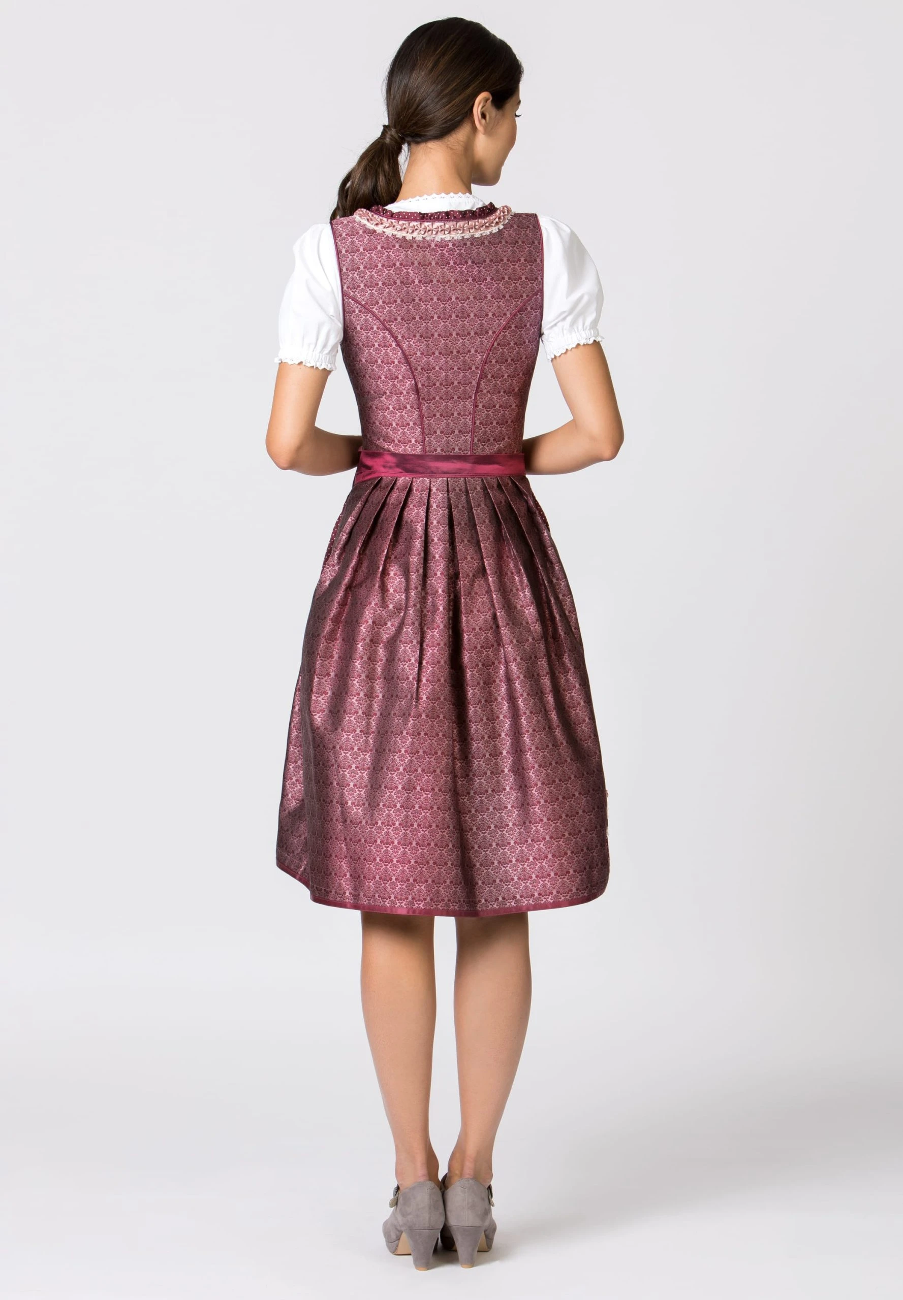 Stockerpoint Midi Dirndl "Giselle" In Bordeaux 4 Stockerpoint Midi Dirndl "Giselle" In Bordeaux – Bild 2