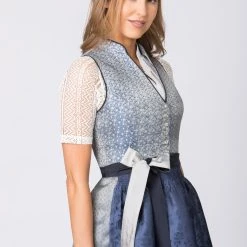 Stockerpoint Midi Dirndl "Ofelia" In Blau 13 Stockerpoint Midi Dirndl "Ofelia" In Blau -Dirndl Geschäft stockerpoint midi dirndl ofelia in blau 4 scaled