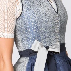 Stockerpoint Midi Dirndl "Ofelia" In Blau 14 Stockerpoint Midi Dirndl "Ofelia" In Blau -Dirndl Geschäft stockerpoint midi dirndl ofelia in blau 5 scaled