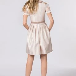 Stockerpoint Mini Dirndl "Finette" In Taupe 12 Stockerpoint Mini Dirndl "Finette" In Taupe -Dirndl Geschäft stockerpoint mini dirndl finette in taupe 2 scaled